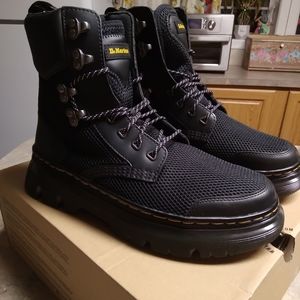 Dr Martens Airwair Unisex Boots Tarik Mens 9, Womens 10 (NEW WITH BOX). 27379001